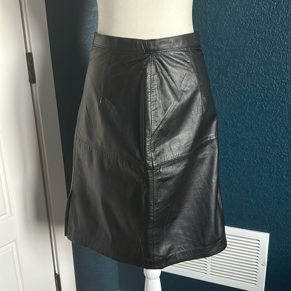 QS International | Vintage Black Leather Skirt
